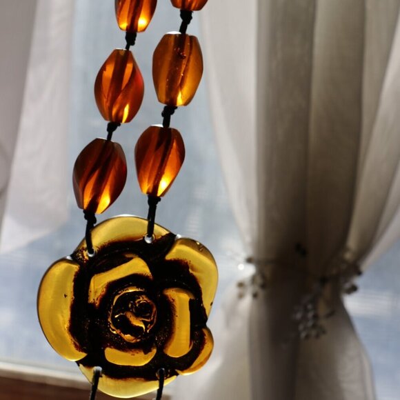 Vintage Resin Rose Beaded Necklace Large Chunky Floral Centerpiece- Amber Color - Picture 6 of 6